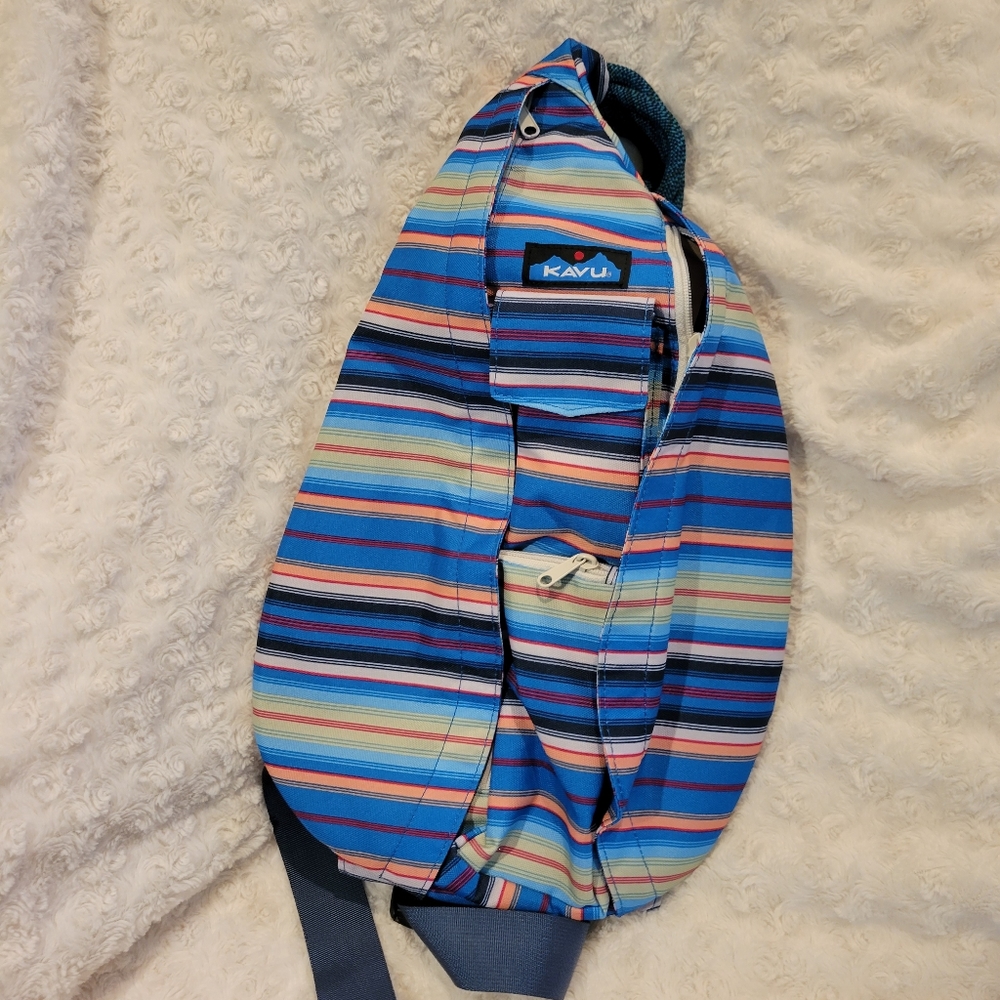 NWT Kavu Rope sling bag
